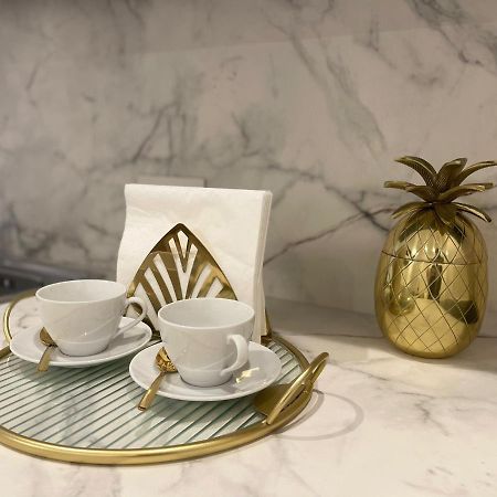Bellagio Luxury Suites Apartments Екстер'єр фото