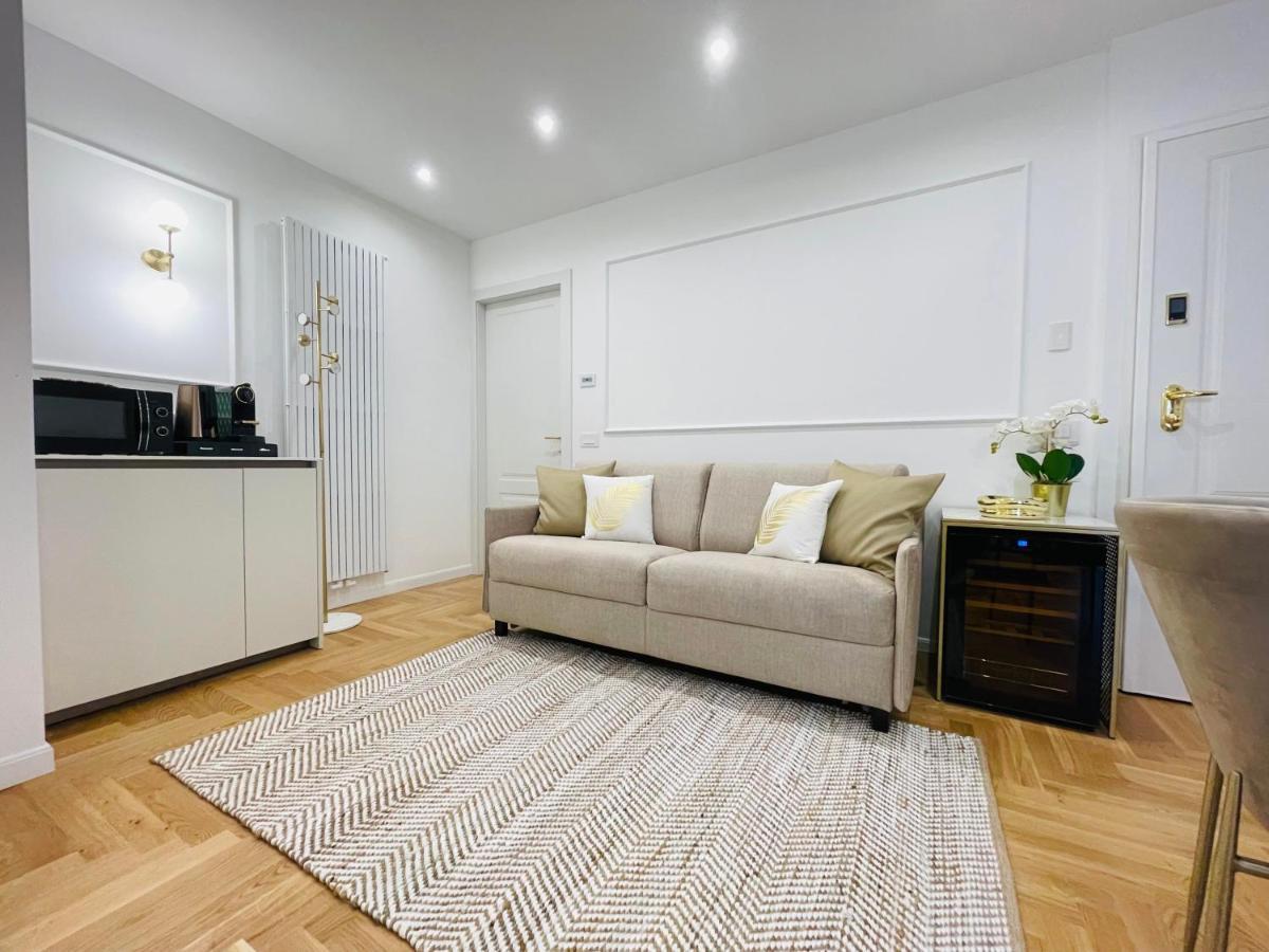 Bellagio Luxury Suites Apartments Екстер'єр фото