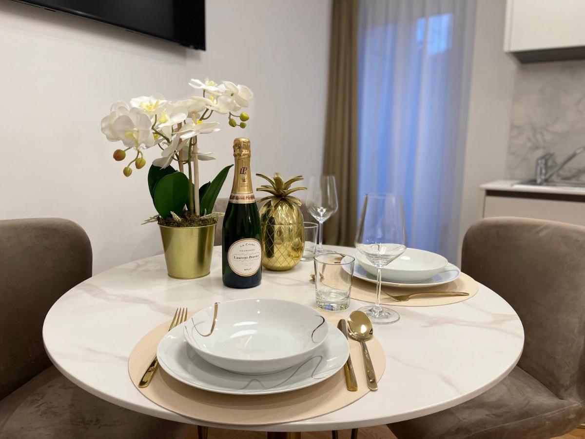 Bellagio Luxury Suites Apartments Екстер'єр фото